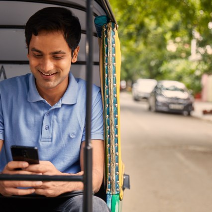 6 Things to Consider Before Taking Out a Mobile Loan in India